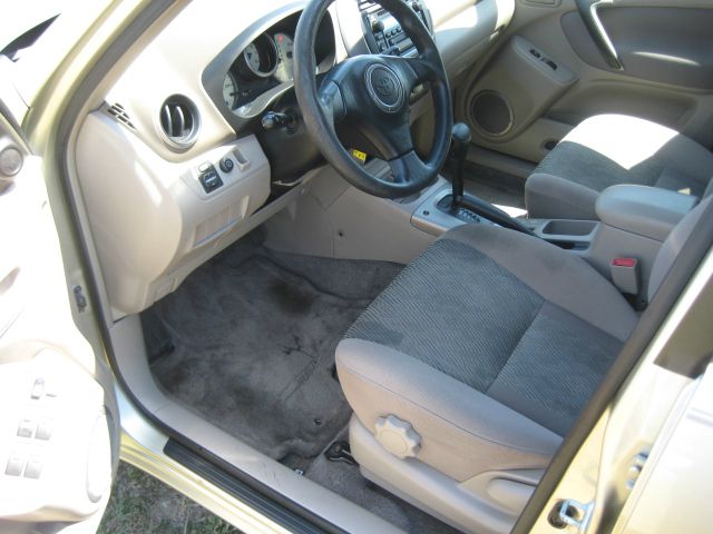 Toyota RAV4 2002 photo 4