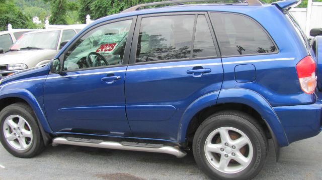 Toyota RAV4 2002 photo 2