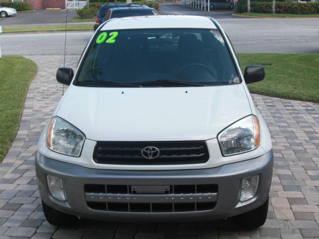 Toyota RAV4 2002 photo 2