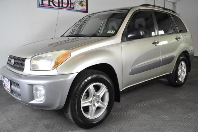 Toyota RAV4 2002 photo 3