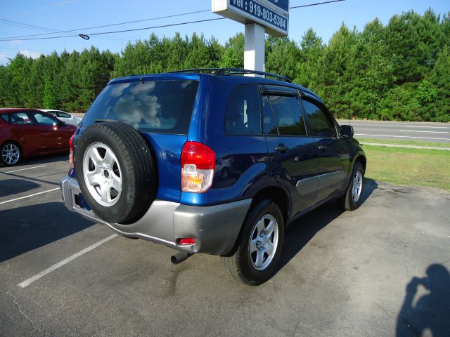 Toyota RAV4 2002 photo 16