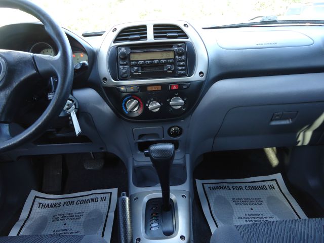 Toyota RAV4 2002 photo 9