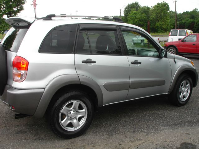 Toyota RAV4 2002 photo 10