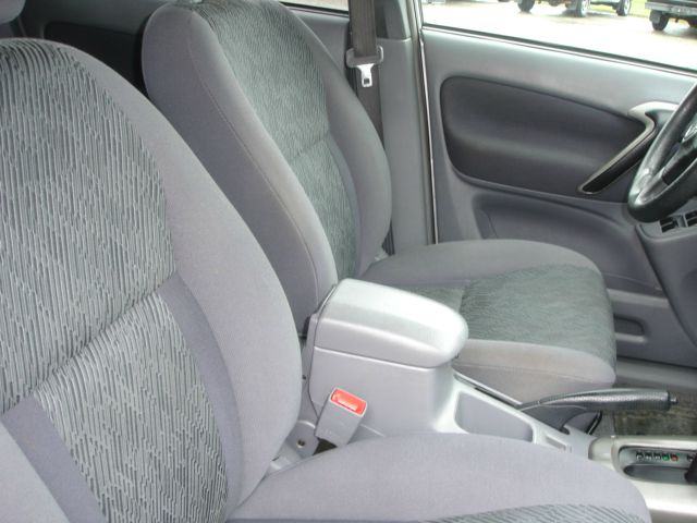 Toyota RAV4 2002 photo 2