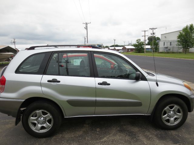 Toyota RAV4 2002 photo 2