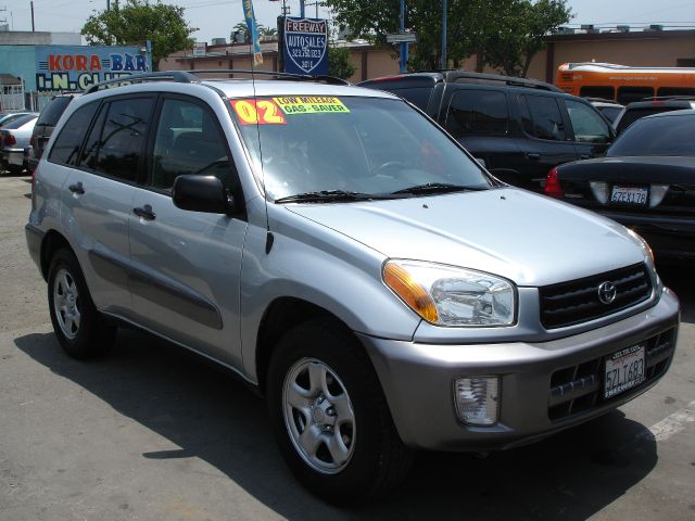 Toyota RAV4 2002 photo 2