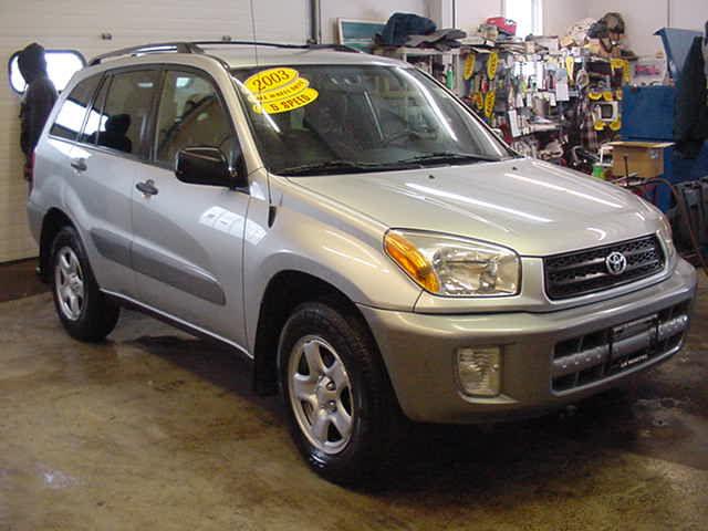 Toyota RAV4 2003 photo 1