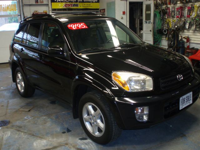 Toyota RAV4 2003 photo 2