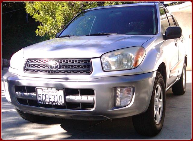 Toyota RAV4 2003 photo 2