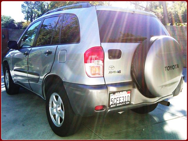 Toyota RAV4 2003 photo 4