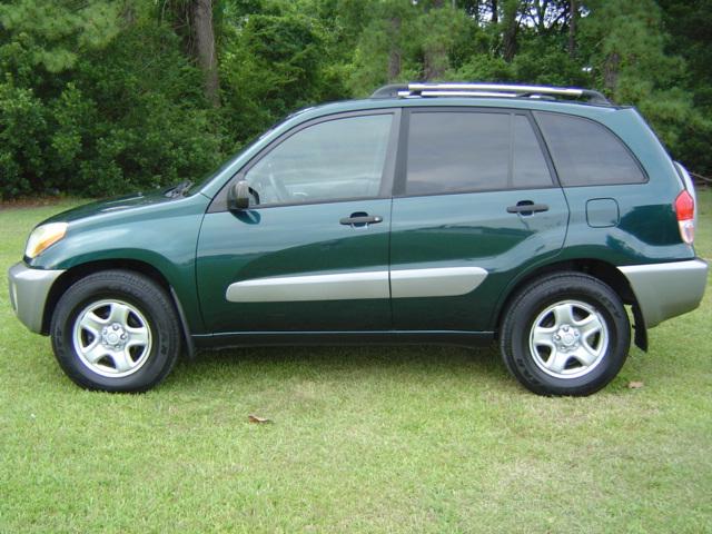 Toyota RAV4 2003 photo 2