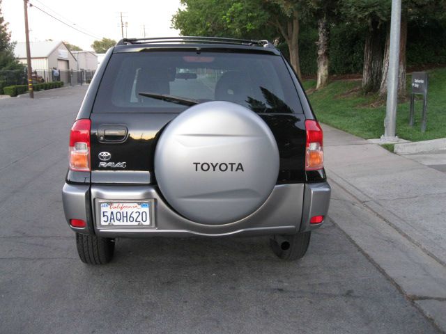 Toyota RAV4 2003 photo 2