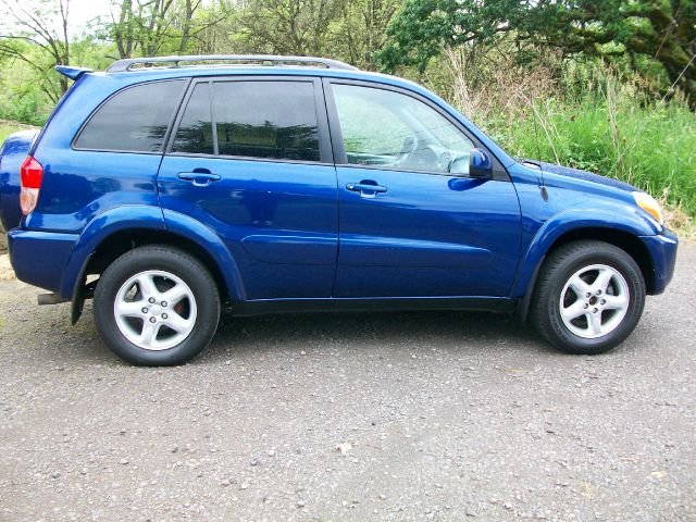 Toyota RAV4 2003 photo 11