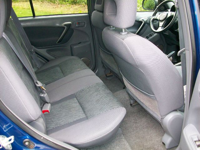 Toyota RAV4 2003 photo 16