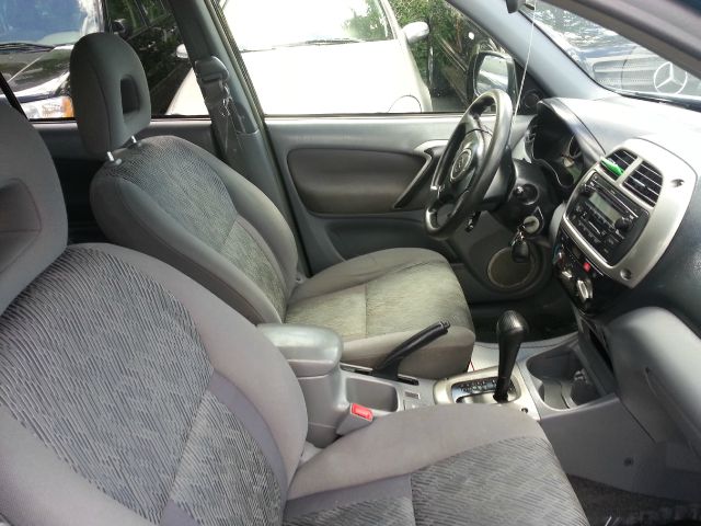 Toyota RAV4 2003 photo 16