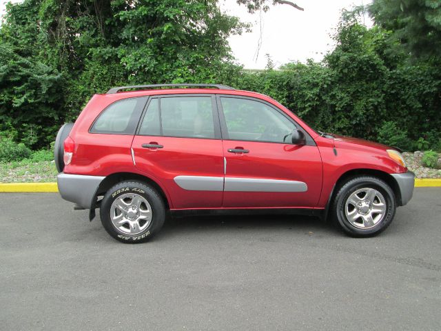 Toyota RAV4 2003 photo 4