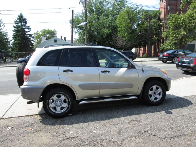 Toyota RAV4 2003 photo 1