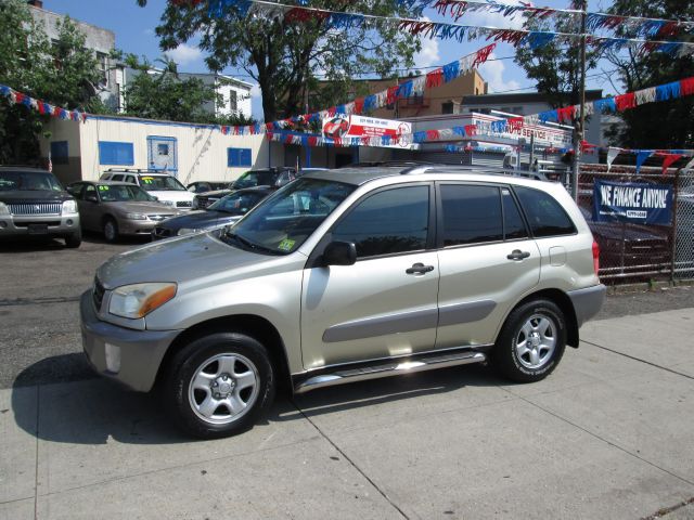 Toyota RAV4 2003 photo 4