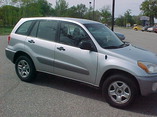 Toyota RAV4 2003 photo 2