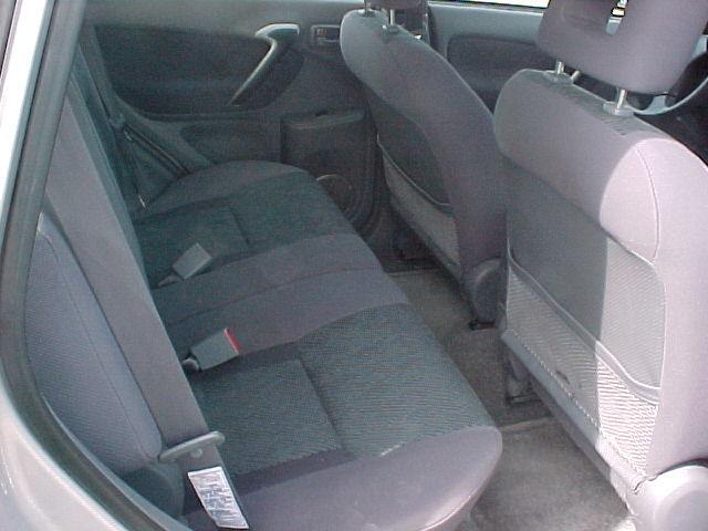 Toyota RAV4 2003 photo 3