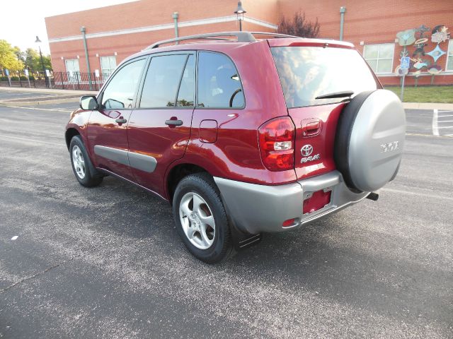 Toyota RAV4 2004 photo 4