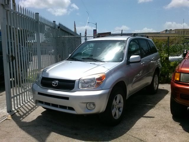 Toyota RAV4 2004 photo 1