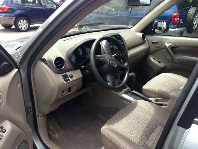 Toyota RAV4 2004 photo 11