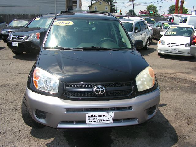 Toyota RAV4 2004 photo 2