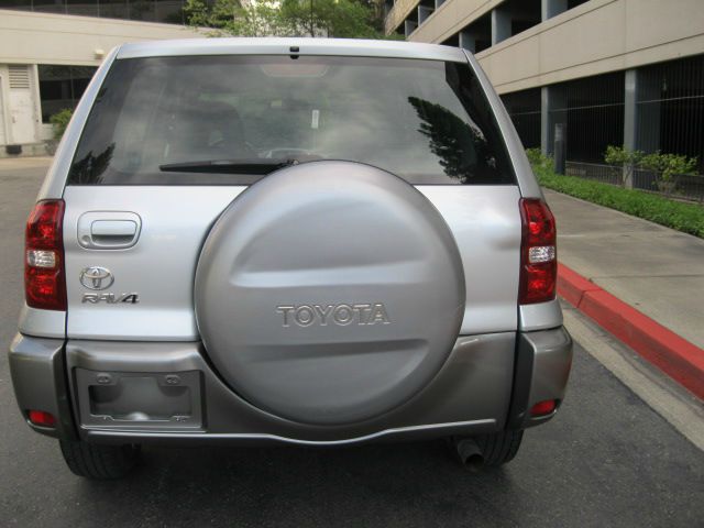 Toyota RAV4 2004 photo 10