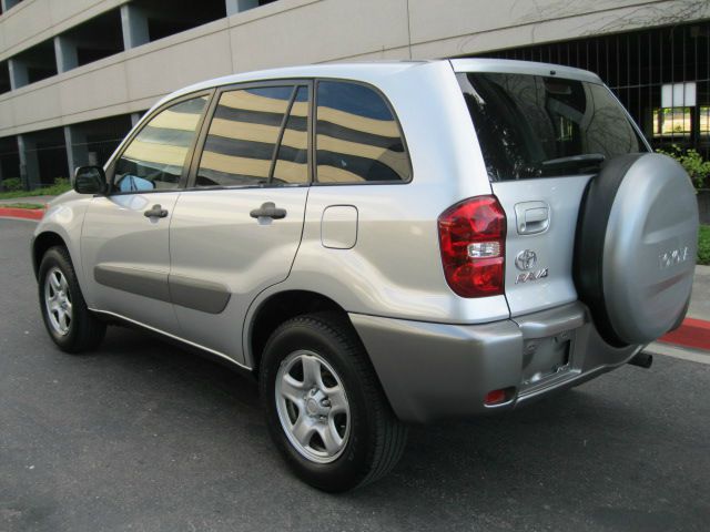 Toyota RAV4 2004 photo 14