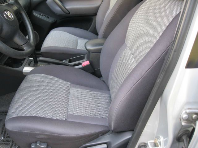 Toyota RAV4 2004 photo 20