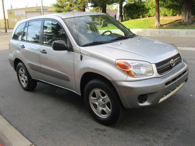 Toyota RAV4 2004 photo 9