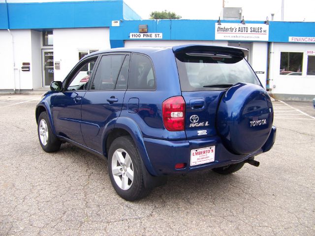 Toyota RAV4 2004 photo 4