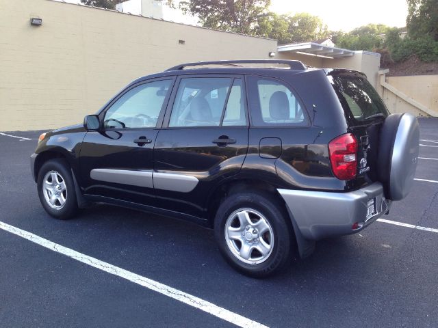 Toyota RAV4 2004 photo 26