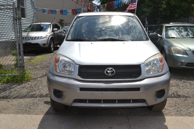 Toyota RAV4 2004 photo 2