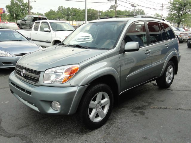 Toyota RAV4 2004 photo 4