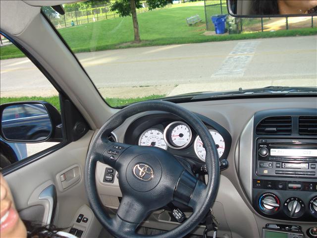 Toyota RAV4 2004 photo 5