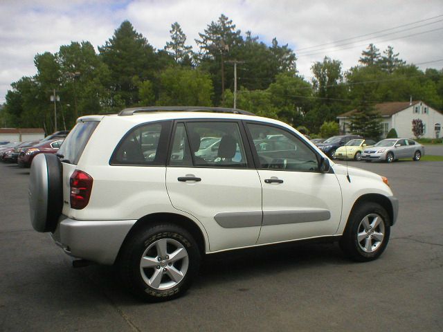 Toyota RAV4 2004 photo 1