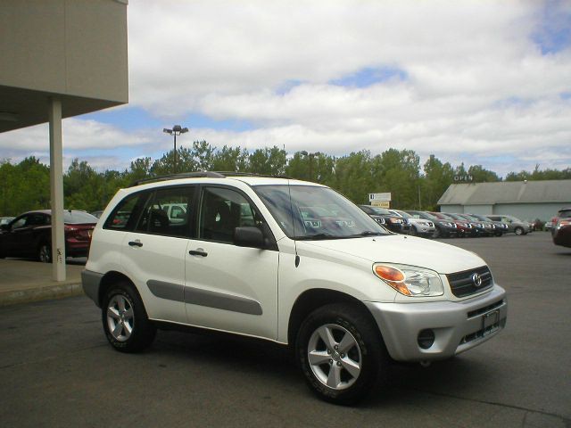 Toyota RAV4 2004 photo 4