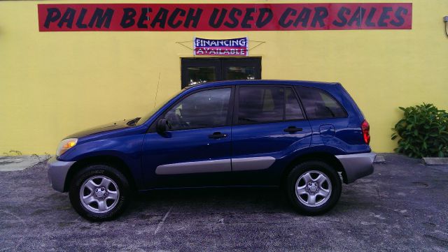 Toyota RAV4 2004 photo 2