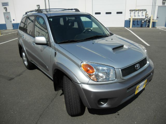 Toyota RAV4 2005 photo 4