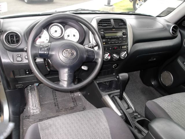 Toyota RAV4 2005 photo 5