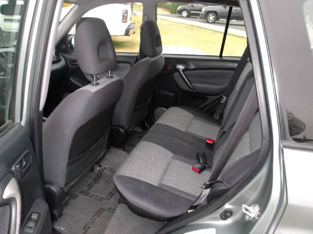 Toyota RAV4 2005 photo 6