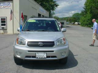 Toyota RAV4 2005 photo 2