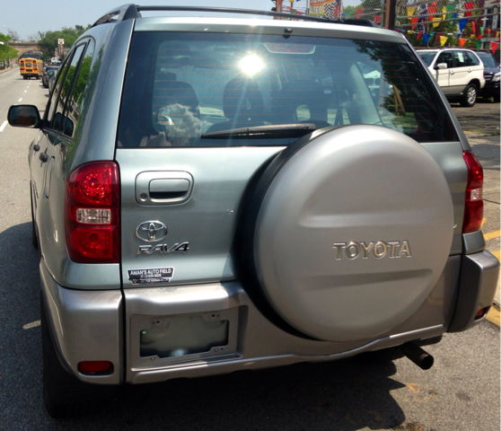 Toyota RAV4 2005 photo 8