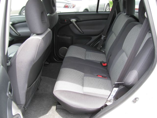 Toyota RAV4 2005 photo 4