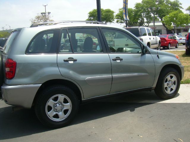 Toyota RAV4 2005 photo 3