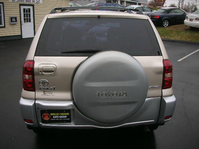 Toyota RAV4 2005 photo 4