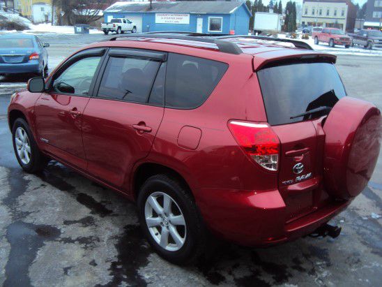 Toyota RAV4 All-weather Pack SUV