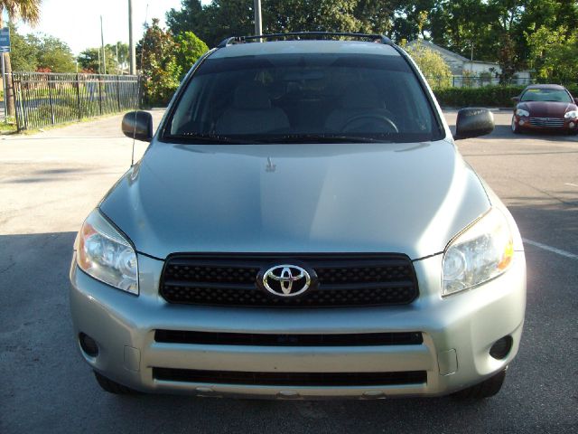 Toyota RAV4 With Upgraded Wheels SUV